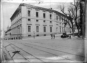 Archivo:Palacio Grimaldi-Godoy, 1930