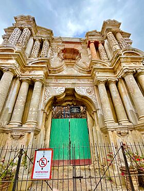Restoration of Nuestra Señora del Carmen ruins in 2024 05.jpg