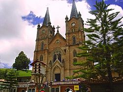 Templo parroquial Belmira.jpg