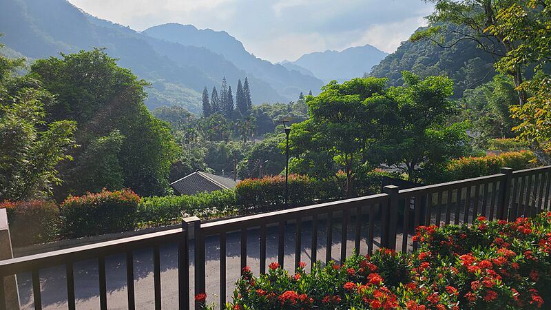 TheGreatRootsResort20220930152959