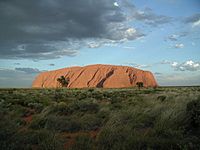 Archivo:Uluru 1