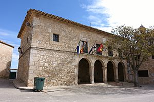Archivo:Ayuntamiento de La Alberca de Záncara 02