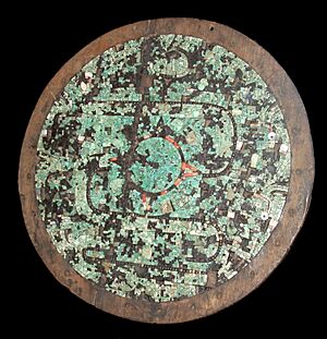 Archivo:British Museum Aztec or Mixtec shield