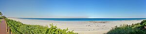 Archivo:Cable Beach Panorama