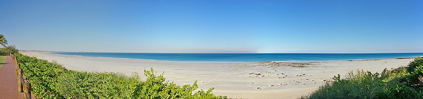 Archivo:Cable Beach Panorama
