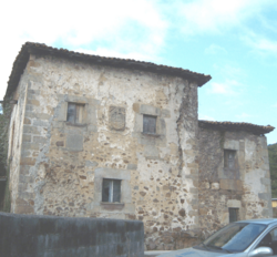 Archivo:Casa de la Torre o Torre armera de los Estrada 1
