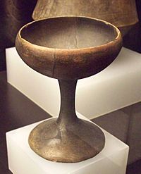 Archivo:Copa argárica de arcilla (M.A.N. 1990-133-12) 01