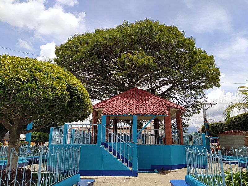 El Tejar