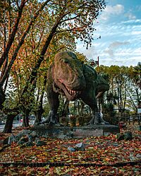 Archivo:Imagen Tiranosaurio Rex Plaza Acevedo
