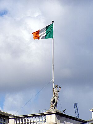 Archivo:IrishFlagGPO