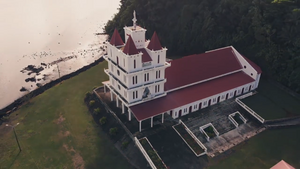 Archivo:Lausikula church, Wallis island, Wallis and Futuna (drone view)