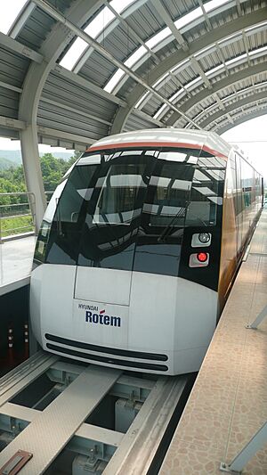 Archivo:Maglev in Daejeon 05