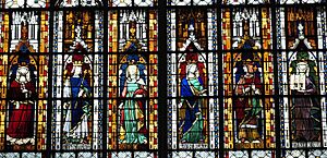 Archivo:Mantes-la-Jolie Collégiale Notre-Dame 956 (rois de Navarre)