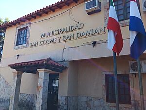 Archivo:Municipalidad de San Cosme y Damián