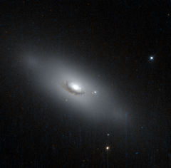 Archivo:NGC 1260-HST10877 38R814GB555
