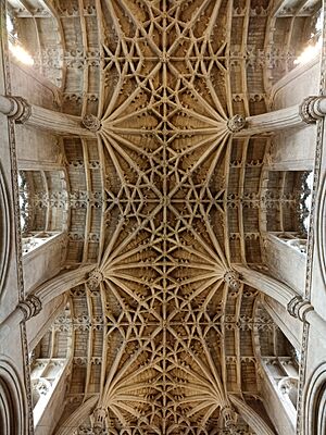 Archivo:Oxford Cathedral. Choir vaulting