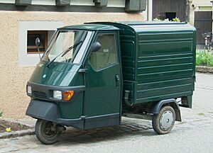 Archivo:Piaggio Ape Kasten