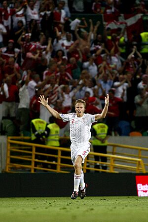 Archivo:Portugal 2-3 Denmark, Laursen