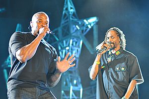 Archivo:Snoop Dogg and Dr. Dre