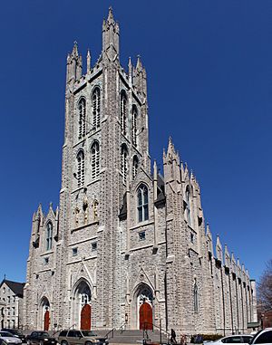 Archivo:St. Mary's Cathedral, Kingston Ontario