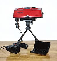 Archivo:Virtual Boy and 3DS Picture 3