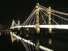 Archivo:Albert Bridge illuminations