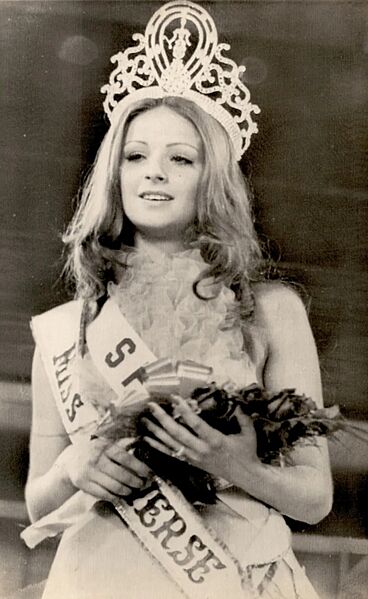 Amparo Muñoz Miss Universe 1974