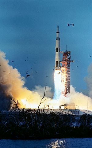 Archivo:Apollo-9-Lancering