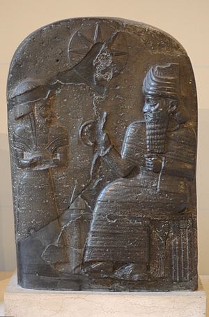 Archivo:Babylonian stele Louvre Sb9