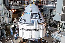 CST-100 Starliner integration with Atlas V for Orbital Flight Test (KSC-20191121-PH-CSH02 0080) (cropped).jpg