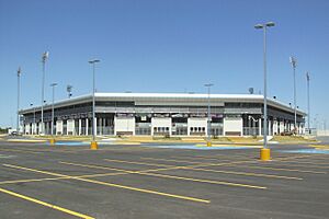 Archivo:Ciudad Deportiva Entrance