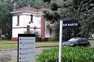Archivo:Escuela de Mecanica de la Armada ESMA - Detention and Torture Center - Buenos Aires - Argentina - 02