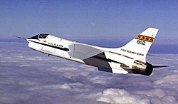 Archivo:F-8C FBW