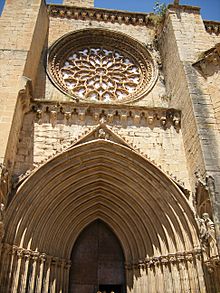 Archivo:Iglesia de Santa María la Mayor (Valderrobres)