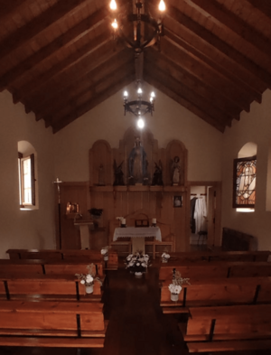 Archivo:Iglesia interior