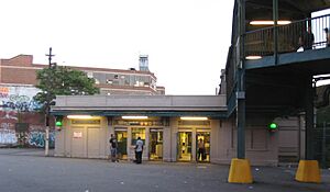 Archivo:New Utrecht Station House jeh