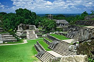 Archivo:Palenque ruins web