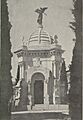 Panteón de los señores de Casa Riera en el cementerio de San Isidro de Madrid, de Pascual Herraiz, Arquitectura y Construcción, agosto de 1903 (cropped)