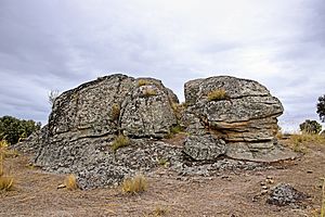 Archivo:Peña Latalaya