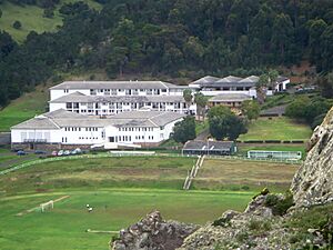 Archivo:Prince Andrew School (16264718467)