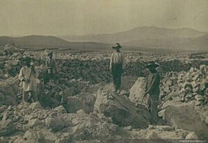 Archivo:Barreteros-de-salitre-1906
