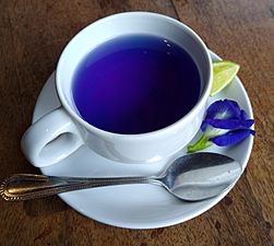 Butterfly-pea flower tea 2.jpg