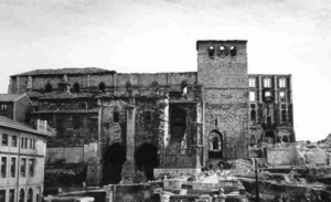 Archivo:Catedral de Santander tras el incendio de 1941