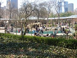 Archivo:Central Park Zoo area