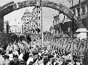 Archivo:Condor Legion marching during the Spanish Civil War