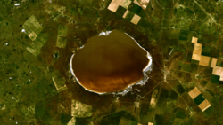 Archivo:Lake Elton, Volgograd satellite photo