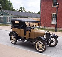 Archivo:Late model Ford Model T