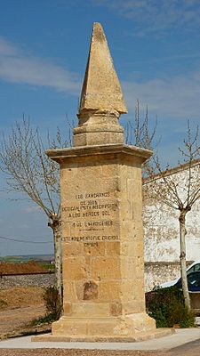 Obelisco de la Batalla de Villagodio.JPG