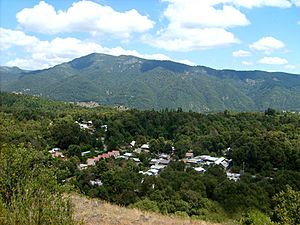 Archivo:Pueblo los lleuques