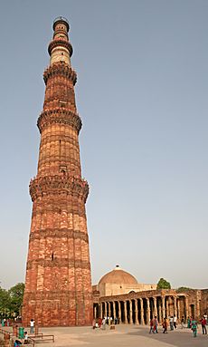 Archivo:Qutb Minar Tower